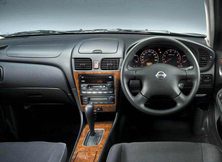  Nissan Bluebird Sylphy 2000 года  (фото 4 из 4)
